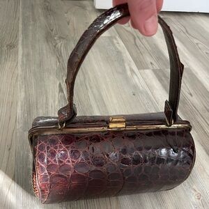 Vintage Brown Alligator Skin Leather Barrel Purse